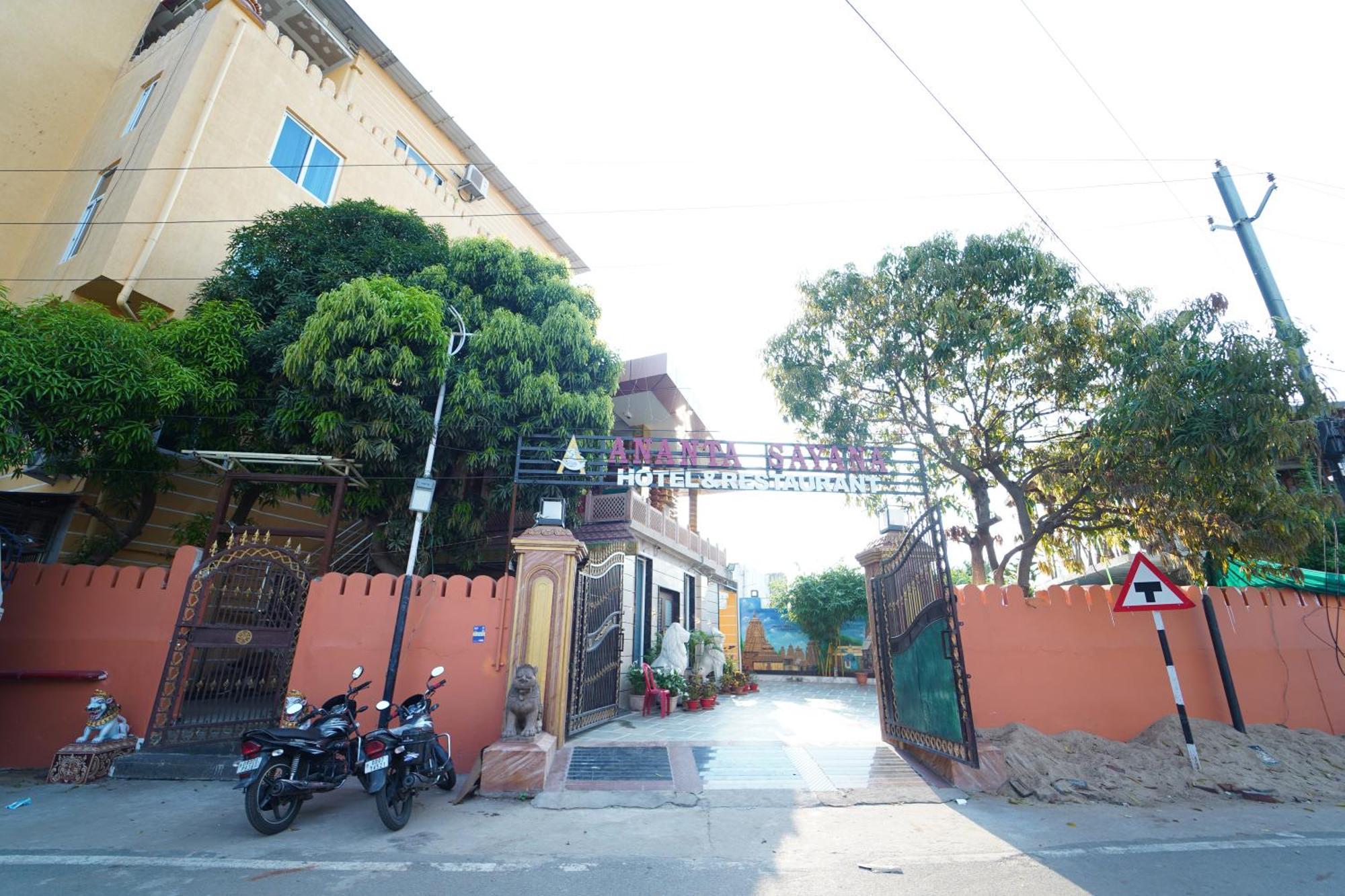 Hotel Ananta Sayana Bhubaneswar Exterior foto