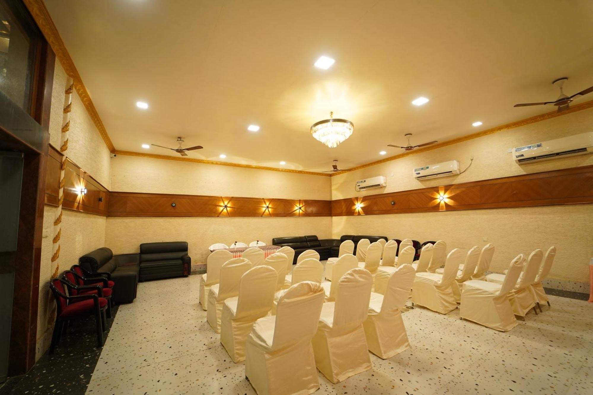 Hotel Ananta Sayana Bhubaneswar Exterior foto